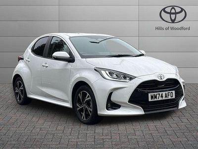 Used Toyota Yaris Hybrid Design 2025 White Hatchback