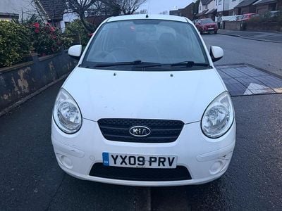 Used Kia Picanto 2009 White Hatchback
