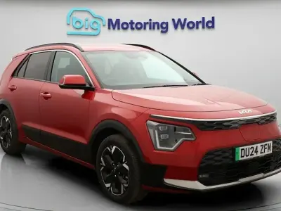Usado Kia Niro 150 kW (204 HP) 2024 SUV