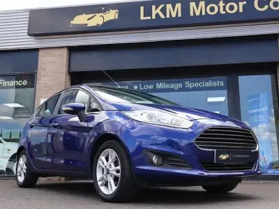Used Ford Fiesta Zetec 82 HP (60 kW) 2015 Blue Hatchback