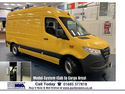 Used Mercedes Sprinter Progressive 150 HP (110 kW) 2020 Yellow Van