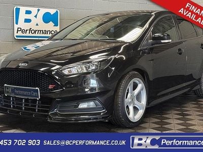 Used Ford Focus ST 250 HP (183 kW) 2015 Black Hatchback
