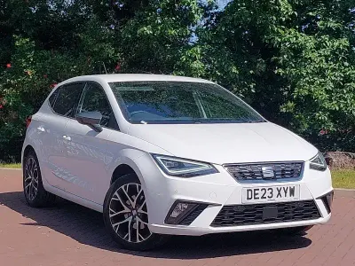Used Seat Ibiza XCELLENCE Lux 110 HP (80 kW) 2023 White Hatchback