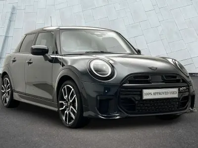 Usado Mini Cooper S Hatch 201 CV (147 kW) 2025 Gris Utilitario