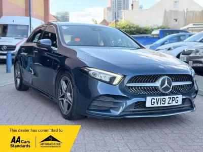 Used Mercedes A180 AMG line 136 HP (100 kW) 2019 Blue Hatchback