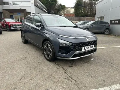 Begagnad Hyundai Bayon Ultimate 100 HK (73 kW) 2025 Grå SUV