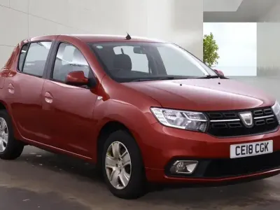 Gebraucht Dacia Sandero Lauréate 90 PS (66 kW) 2018 Rot Kleinwagen