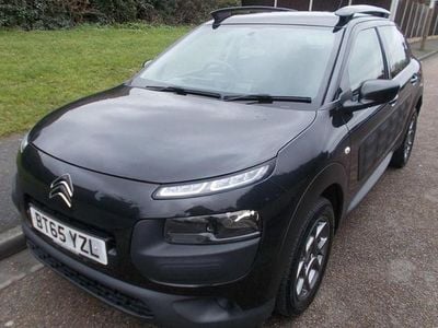 Used Citroën C4 Cactus Feel 100 HP (73 kW) 2015 Black Hatchback