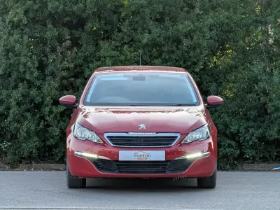 Used Peugeot 308 Active 130 HP (95 kW) 2015 Hatchback