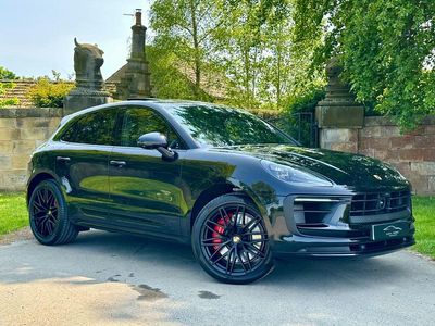 Jet black metallic New 2025 Porsche Macan GTS SUV | £94,975 (Expensive)
