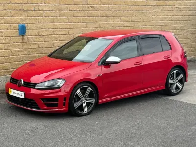Used VW Golf VII R 2015 Red Hatchback