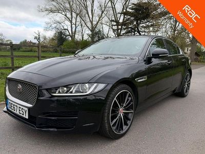 Begagnad Jaguar XE Portfolio 240 HK (176 kW) 2017 Svart Sedan