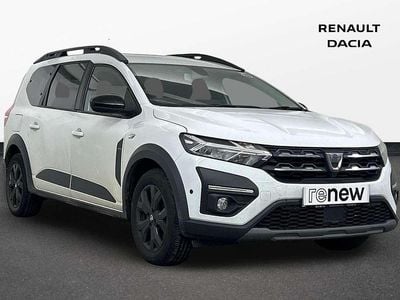 Used Dacia Jogger Extreme 110 HP (80 kW) 2022 White MPV