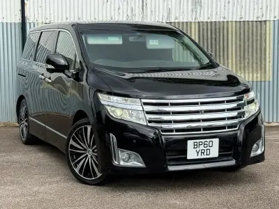 Usado Nissan Elgrand 2024 Negro Monovolumen