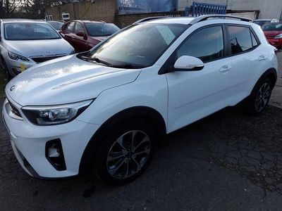 Used Kia Stonic 113 HP (83 kW) 2019 White SUV