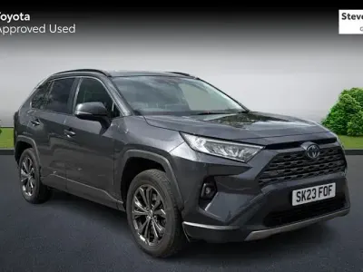 Usado Toyota RAV4 Design 218 HP (160 kW) 2025 SUV