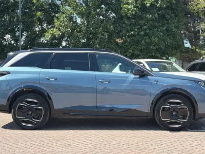 Used Peugeot 5008 GT 156 kW (213 HP) 2024 Blue SUV