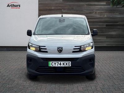 Grey Used 2025 Peugeot E-Partner MPV | £19,950 (A bit pricey)