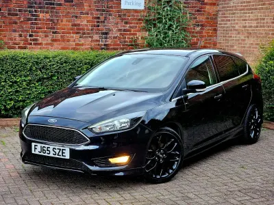 Used Ford Focus Zetec 120 HP (88 kW) 2015 Black Hatchback