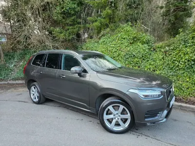 Usado Volvo XC90 300 CV (220 kW) 2022 Gris SUV