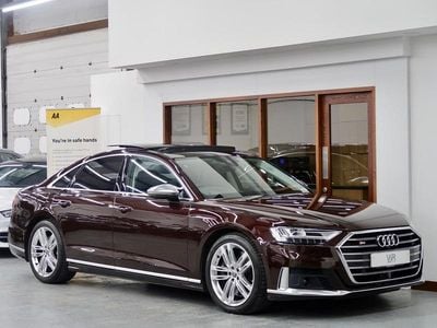 Usado Audi S8 Business 571 CV (419 kW) 2020 Rojo Berlina