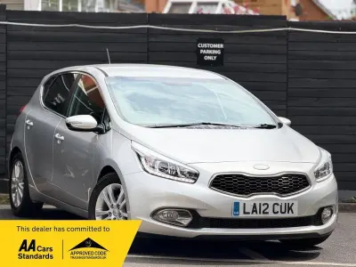 Used Kia Ceed 2012 Silver Hatchback