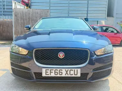 Used Jaguar XE Prestige 180 HP (132 kW) 2017 Blue Sedan