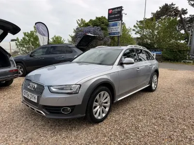 Begagnad Audi A4 Allroad Design 2014 Silver Kombi