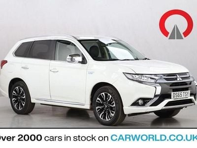 White Used 2015 Mitsubishi Outlander SUV | £6,990 (A bit pricey)