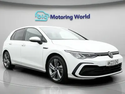 Used VW Golf VIII R-line 150 HP (110 kW) 2023 White Hatchback