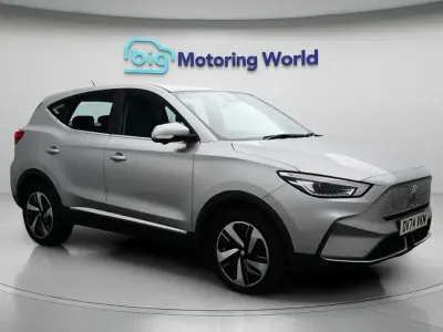 Used MG ZS SE 114 kW (156 HP) 2023 Silver SUV