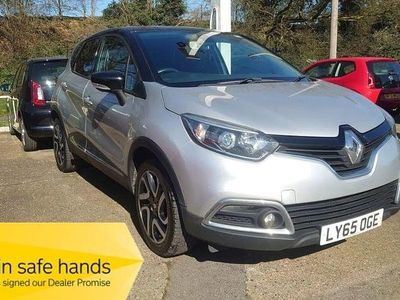 Used Renault Captur Dynamique 90 HP (66 kW) 2016 Silver/black SUV