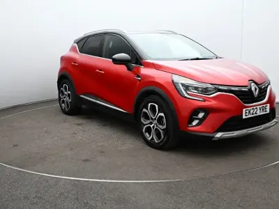 Gebraucht Renault Captur SE 160 PS (117 kW) 2022 Rot SUV