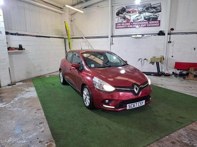 Used Renault Clio IV Dynamique 2018 Red Hatchback
