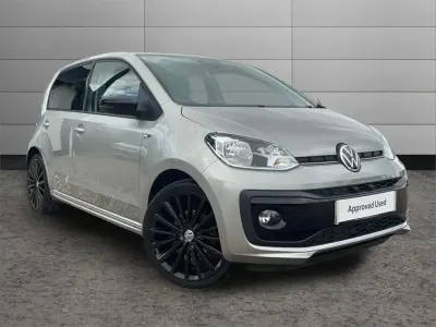 Używany VW up! R-line 65 KM (47 kW) 2021 Srebrny Hatchback
