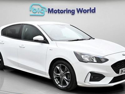 Used Ford Focus ST-Line 125 HP (91 kW) 2020 White Hatchback
