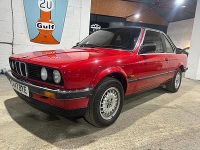 Used BMW 318 1985 Red Sedan