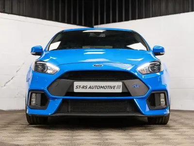 Used Ford Focus RS 350 HP (257 kW) 2016 Blue Hatchback
