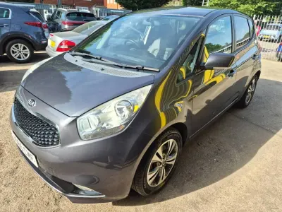 Used Kia Venga 125 HP (91 kW) 2015 Silver Hatchback