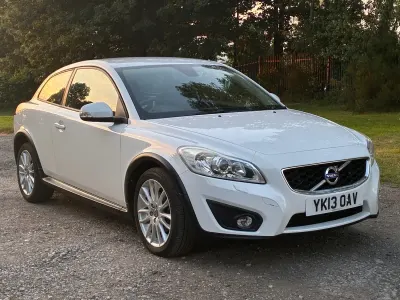Used Volvo C30 SE Lux 2013 White Hatchback