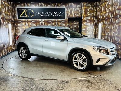 Mercedes GLA220