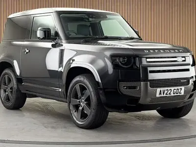 Used Land Rover Defender HSE Dynamic 249 HP (183 kW) 2025 SUV