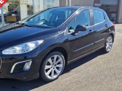 Begagnad Peugeot 308 Active 120 HK (88 kW) 2011 Svart Halvkombi