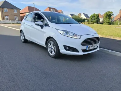 Used Ford Fiesta Zetec 2017 White Hatchback