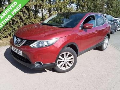 Used Nissan Qashqai Acenta Premium 130 HP (95 kW) 2014 Red SUV