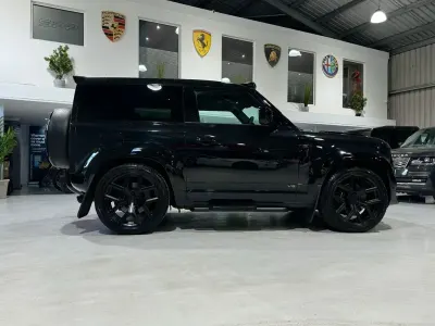 Used Land Rover Defender S 525 HP (386 kW) 2022 Black SUV