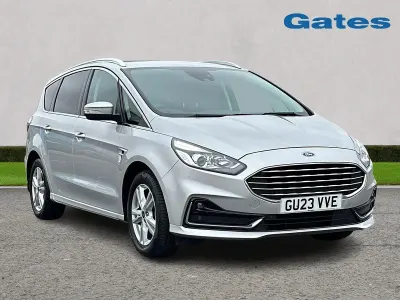 Used Ford S-MAX Titanium 190 HP (139 kW) 2023 Silver MPV