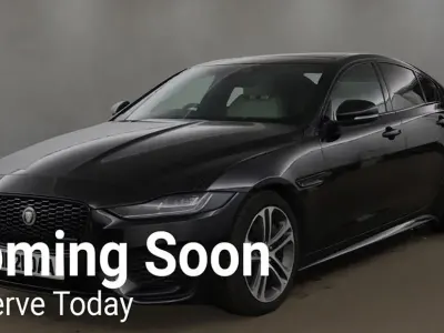 Käytetty Jaguar XE R-Dynamic 204 HP (150 kW) 2023 Musta Sedan