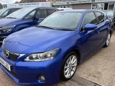 Used Lexus CT200h Luxury Line 136 HP (100 kW) 2013 Hatchback