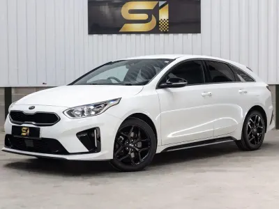 Used Kia ProCeed GT-Line 138 HP (101 kW) 2019 White Estate